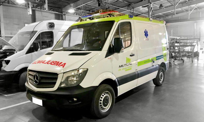 Ambulancia Sprinter Corta Bertonati